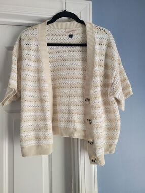BNWOT Universal Threads Knit Sweater
